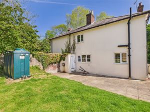 Rear- click for photo gallery